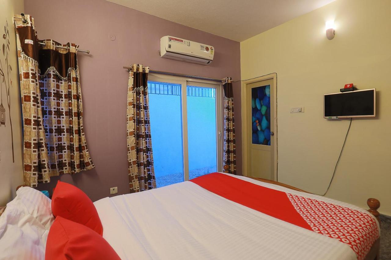 Oyo 38695 Peninsula Holiday Resorts Ченай Екстериор снимка