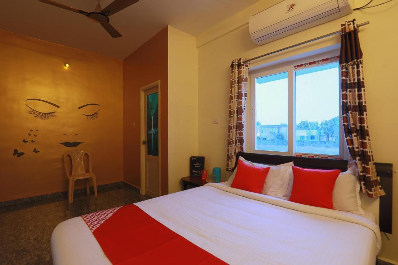 Oyo 38695 Peninsula Holiday Resorts Ченай Екстериор снимка