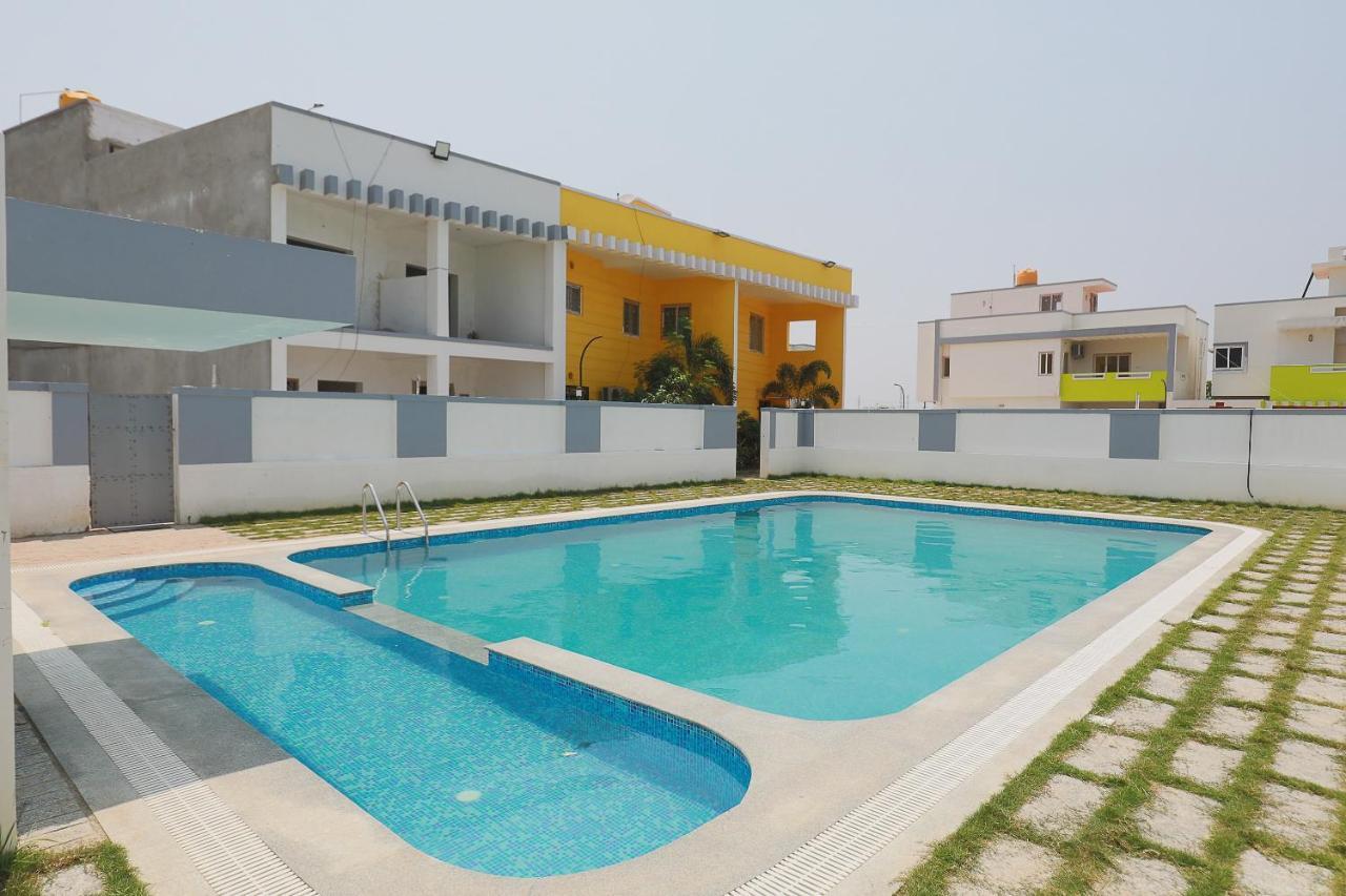 Oyo 38695 Peninsula Holiday Resorts Ченай Екстериор снимка
