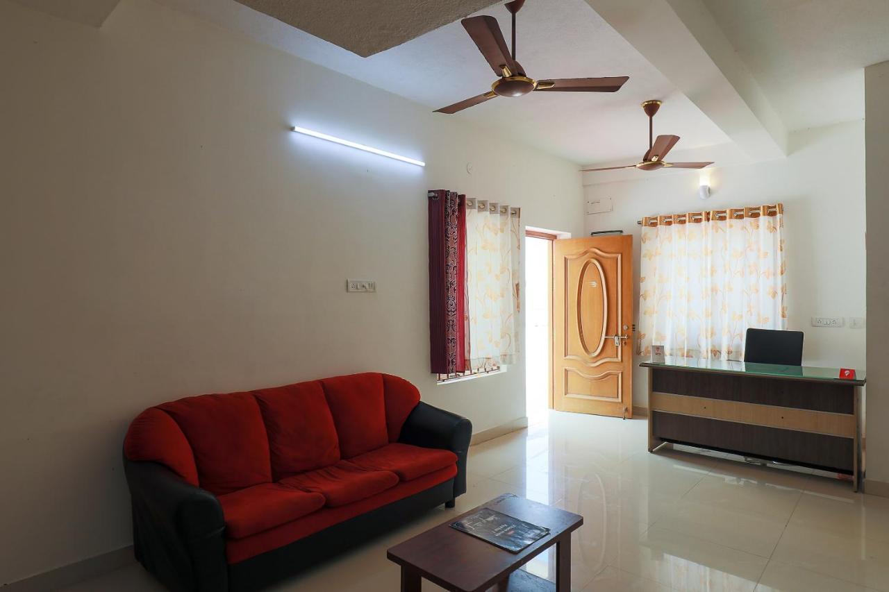 Oyo 38695 Peninsula Holiday Resorts Ченай Екстериор снимка
