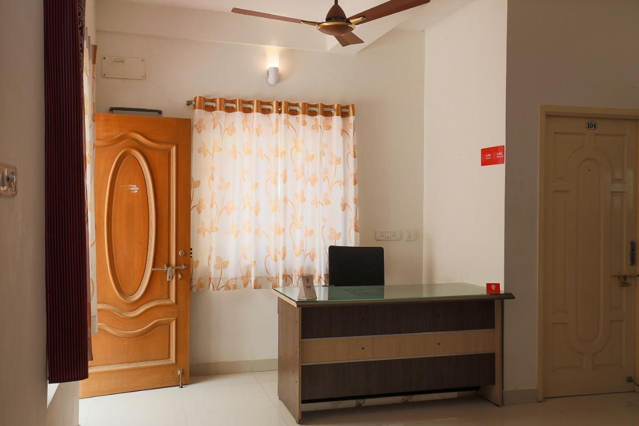 Oyo 38695 Peninsula Holiday Resorts Ченай Екстериор снимка